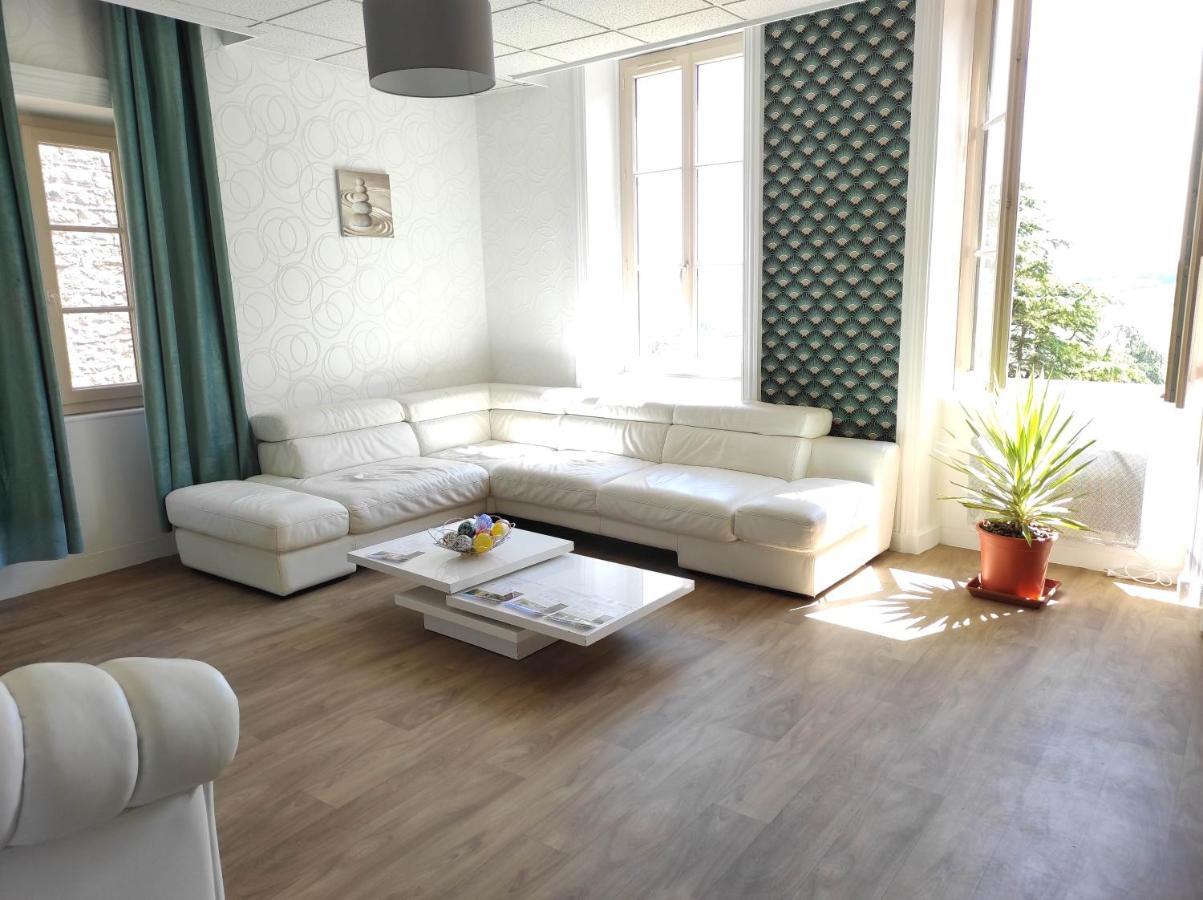Appartement Oingt - Les Meubles Des Pierres Dorees Theize Exterior foto